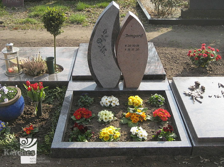 Grabmale Hannover, Grabsteine Garbsen und Naturstein Seelze - Steinmetz Hannover fertigt aus Naturstein wunderschöne Skulpturen und mehr.